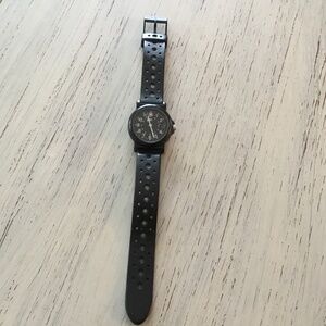 Vintage 1993 Ladies Swiss Army Watch